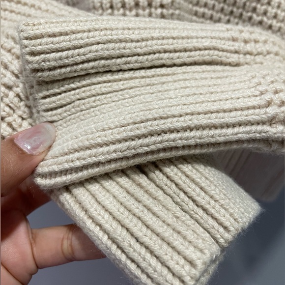 Roots // Three Quarter Zip-Up Sweater - Picture 4 of 6